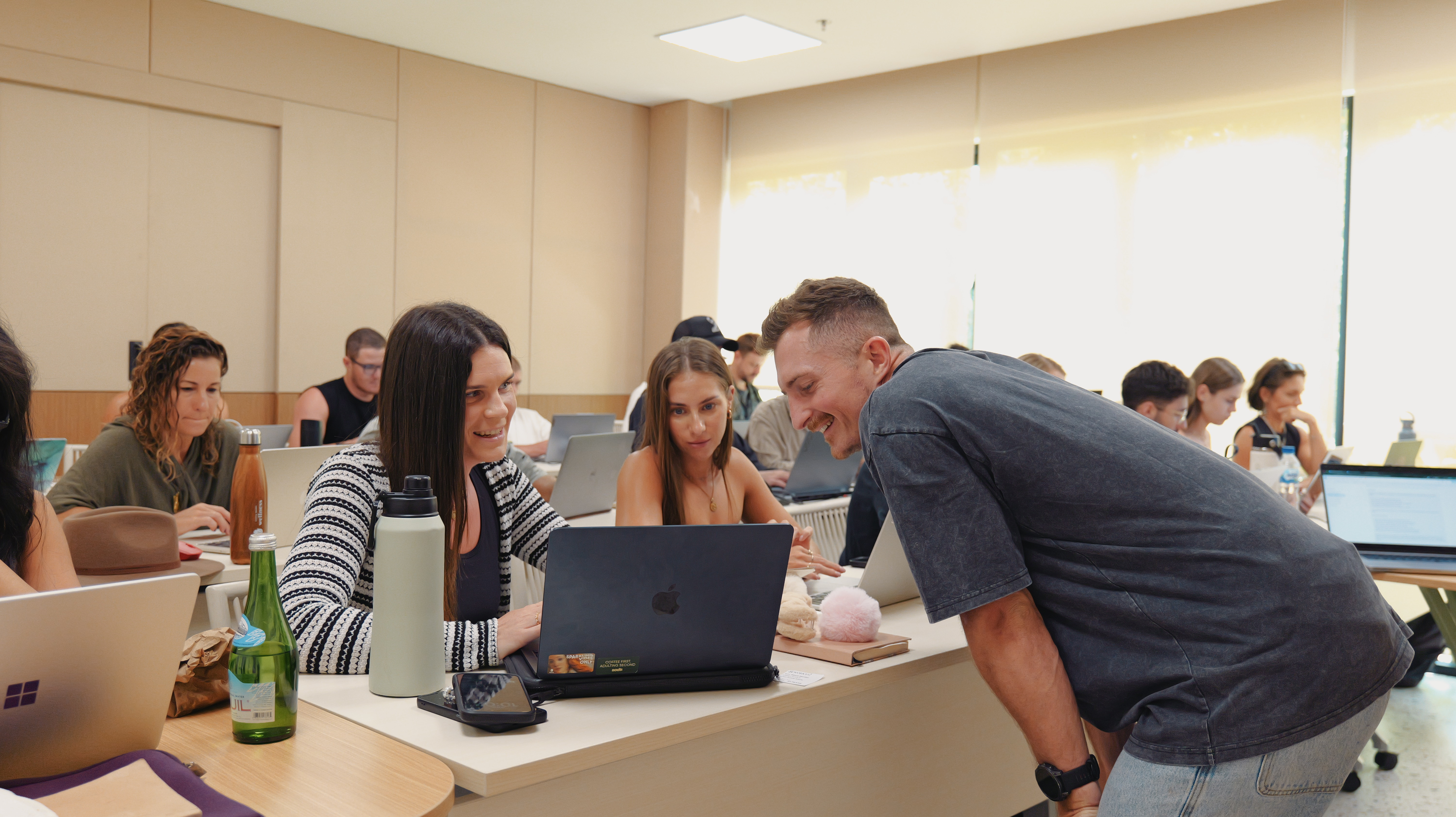 Ross Power teaching a live workshop